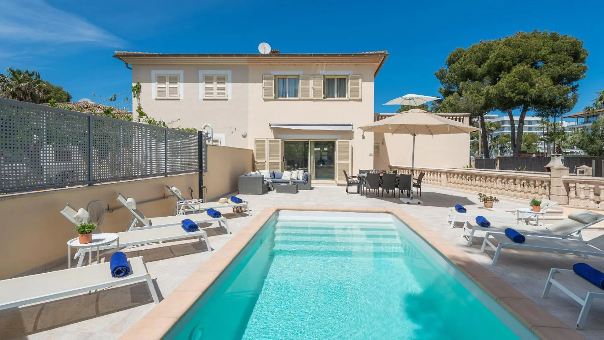 Ideal Property Mallorca - Villa Hilary Muro Holiday home