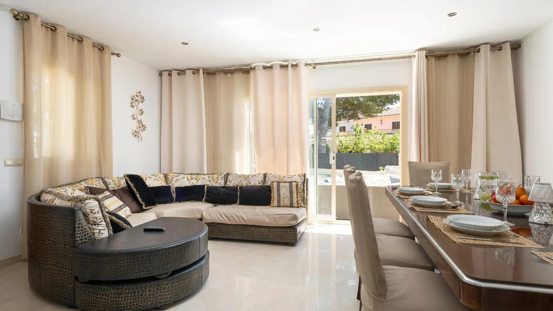 Ideal Property Mallorca - Villa Hilary Muro Holiday home